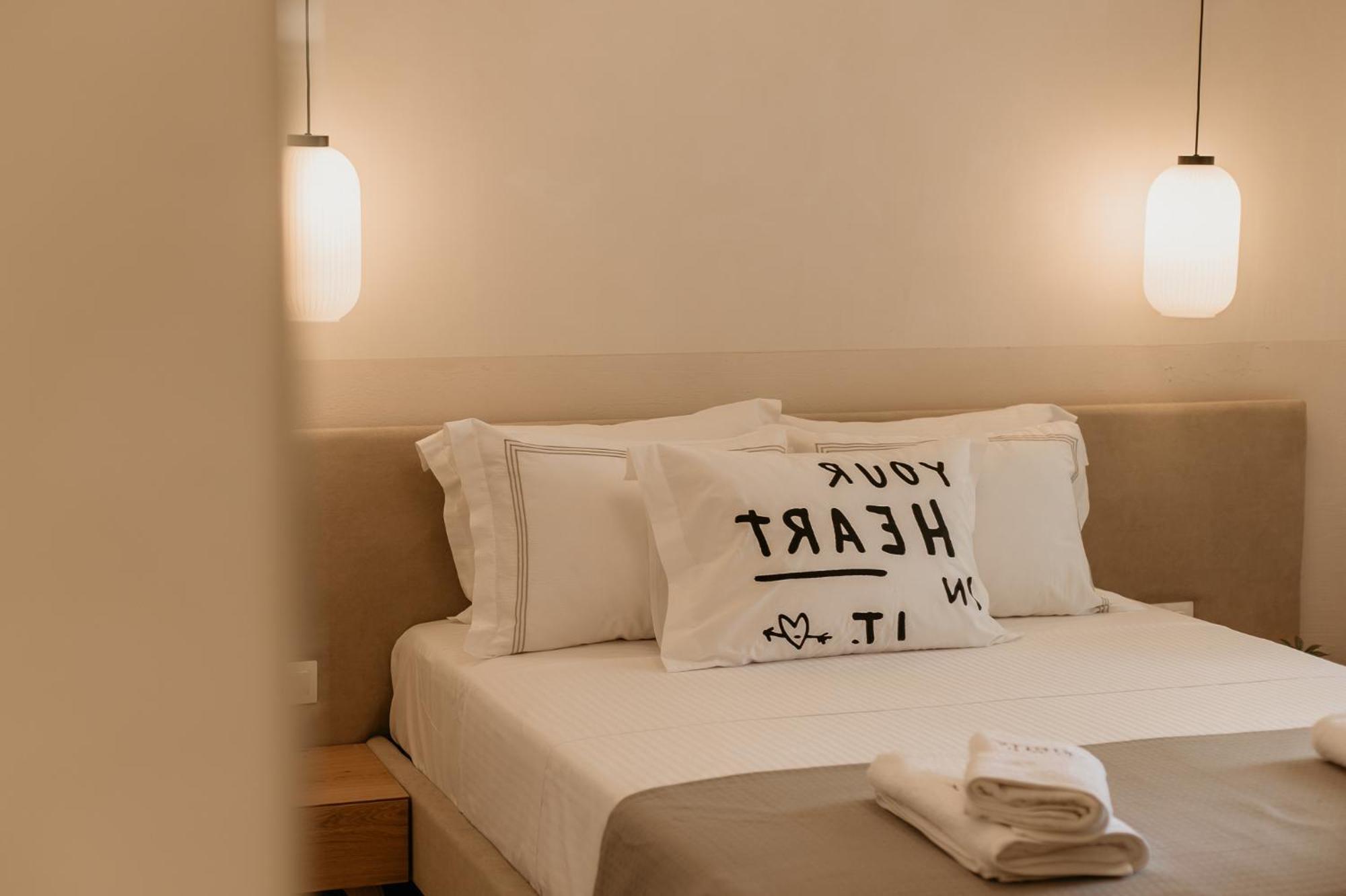Trinity The Hotel 아몰리아니 외부 사진