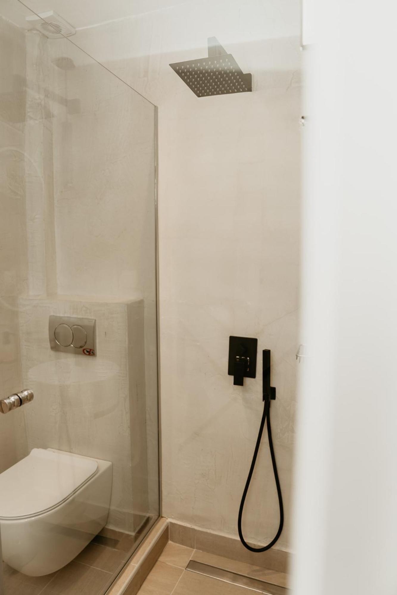 Trinity The Hotel 아몰리아니 외부 사진